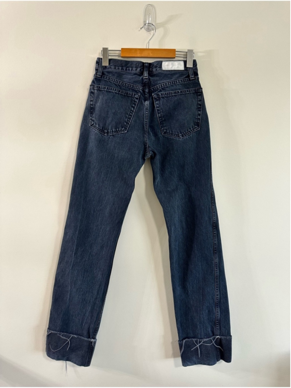 Re/Done High-Rise Loose Long Cuff Jean Size 25 Blacken Blue Aritzia - Picture 5 of 16